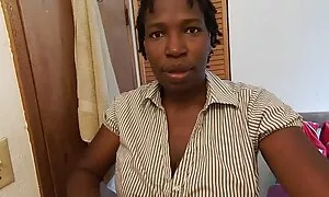Ebony wid big tits g ...
