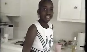 Mi teens gi yuh horn ...